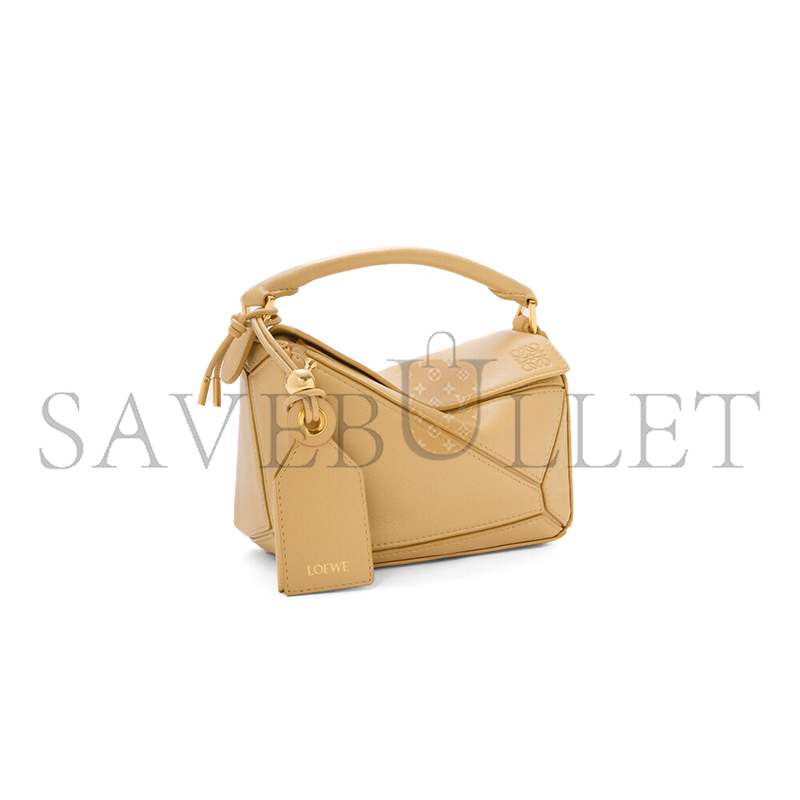 LOEWE MINI FEATHERLIGHT PUZZLE BAG IN NAPPA LAMBSKIN A510PLIX04 (17.5*12.5*7.5cm)